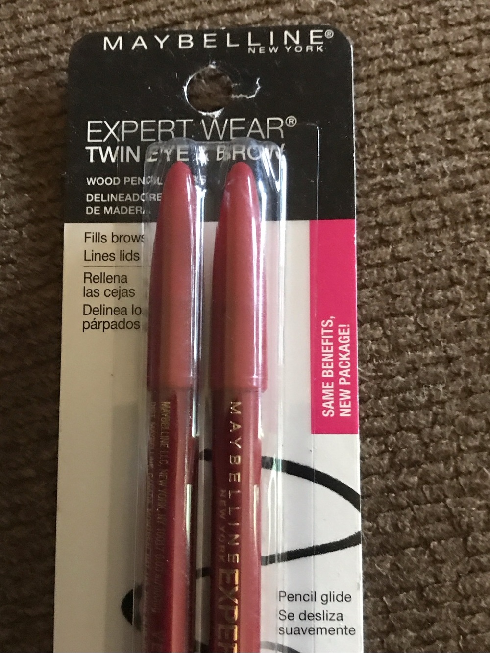 New Maybelline Expert Wear Twin Eye & Brow Pencils - Velvet Black  (4 Packs) - Picture 2 of 4